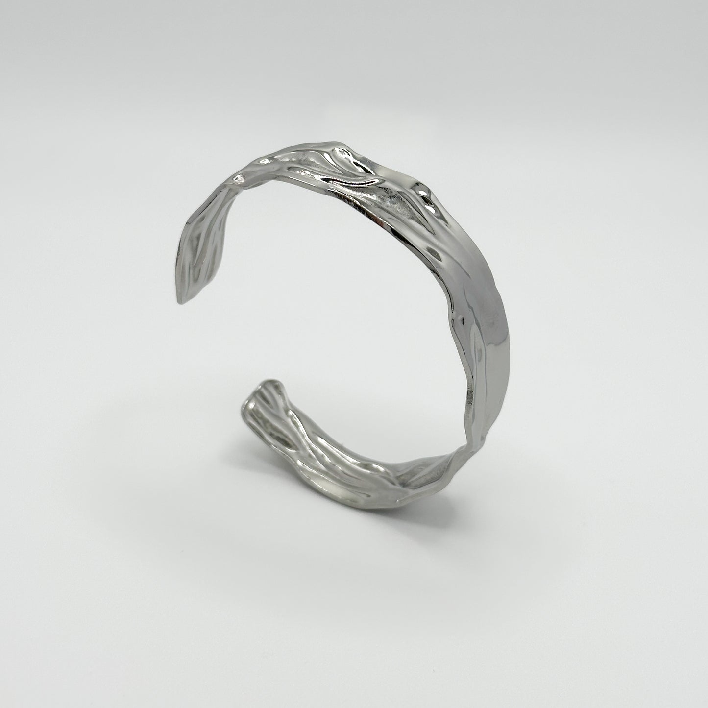 BRACCIALE RIGIDO MARTELLATO